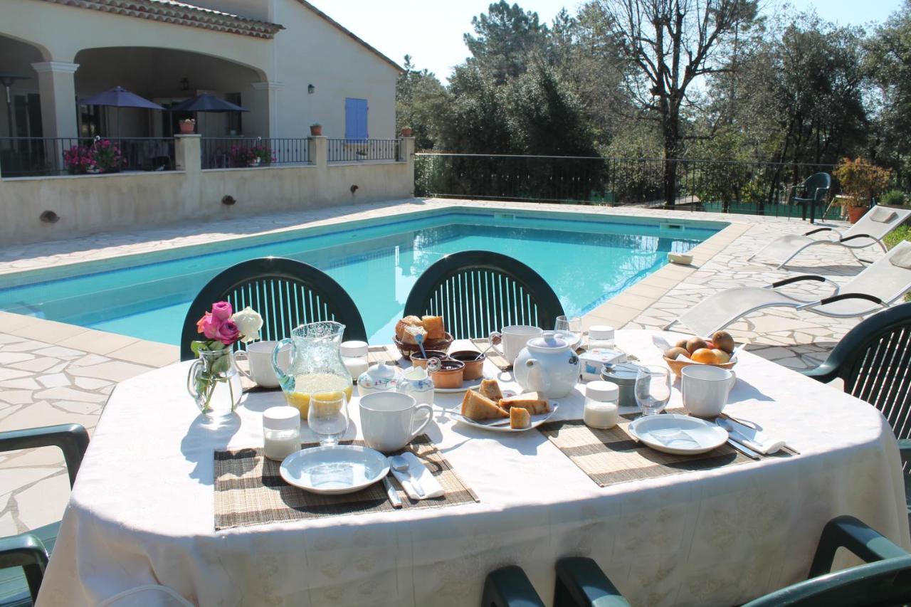 La Maison De Jenny Bed & Breakfast Montauroux Exterior foto